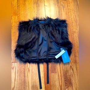 Vera Wang fur vest/caplet in black! Size small new with tags